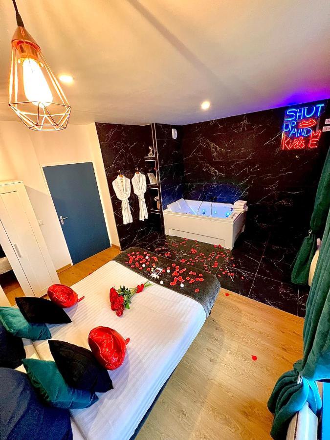 R.Suite Saint-Etienne  Buitenkant foto